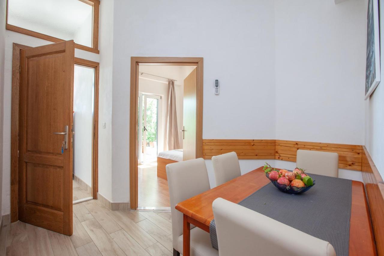 Apartments By The Sea Igrane, Makarska - 310 Ngoại thất bức ảnh