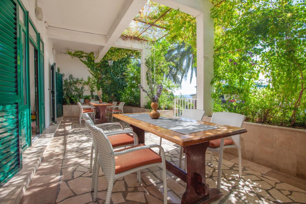 Apartments By The Sea Igrane, Makarska - 310 Ngoại thất bức ảnh